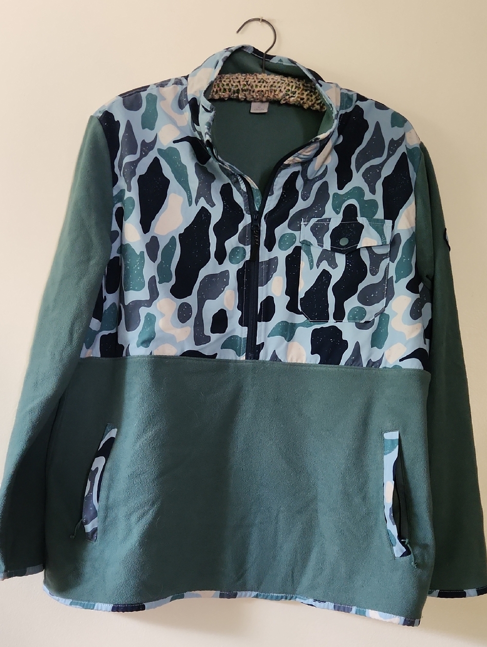 Ascend Forest Green Fleece Pullover with Multicolor Knit Trim